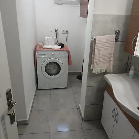 Cozy With Walking Distance To The Beach In Bodrum, Mugla Тургутрейс
